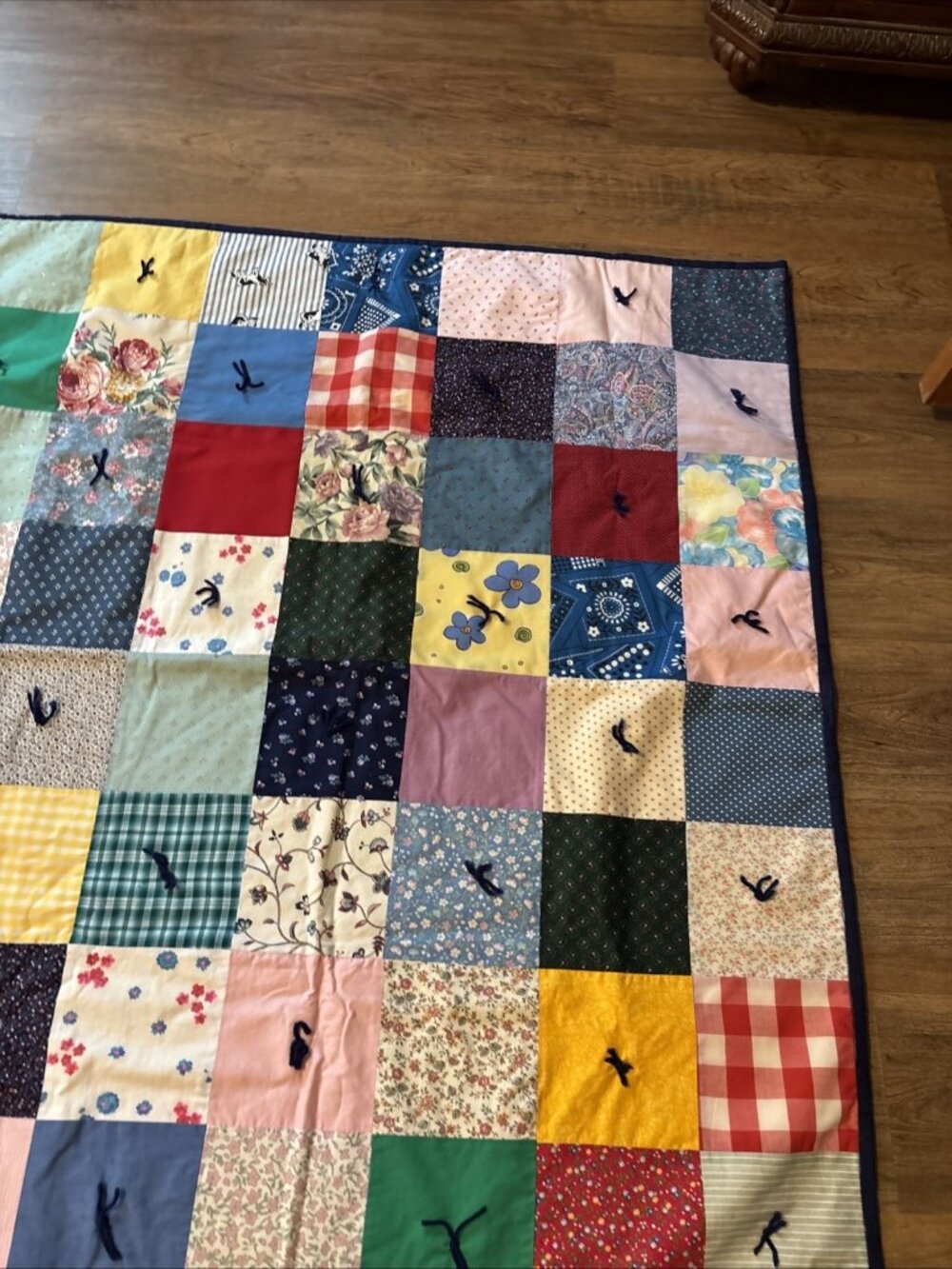 Small Homemade Tie Quilt Throw Pink Backing Excellent Size 47 X 41 - Picture 5 of 6